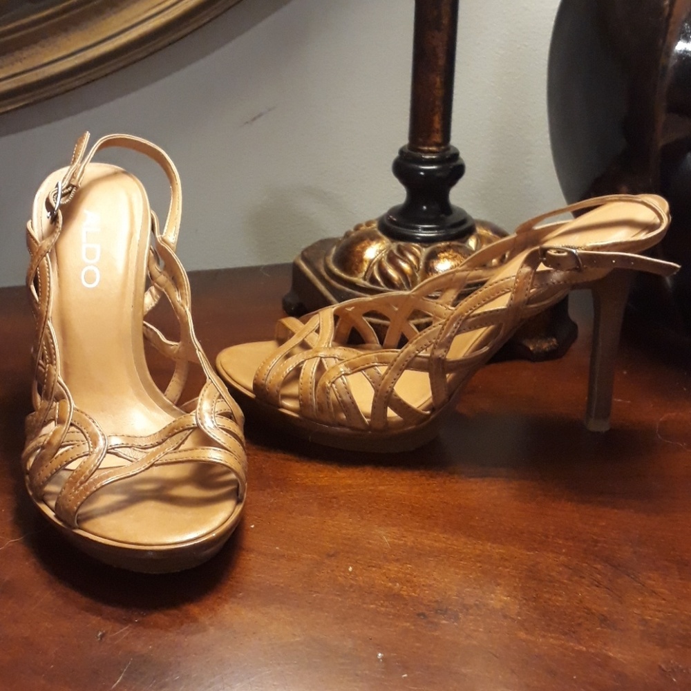 ALDO Tan Leather Sandal Heel sz 4/4.5 35